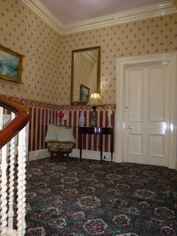 Hotel Macdonald House Inverness Esterno foto